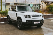 Land Rover Defender 2023