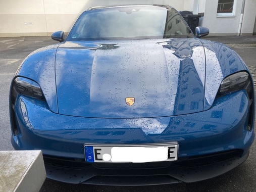 Porsche Taycan 2022