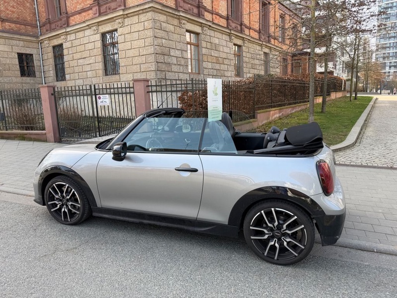 MINI Cabrio