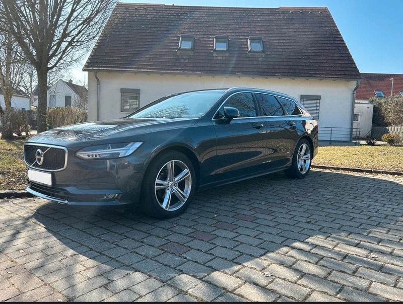 Volvo V90