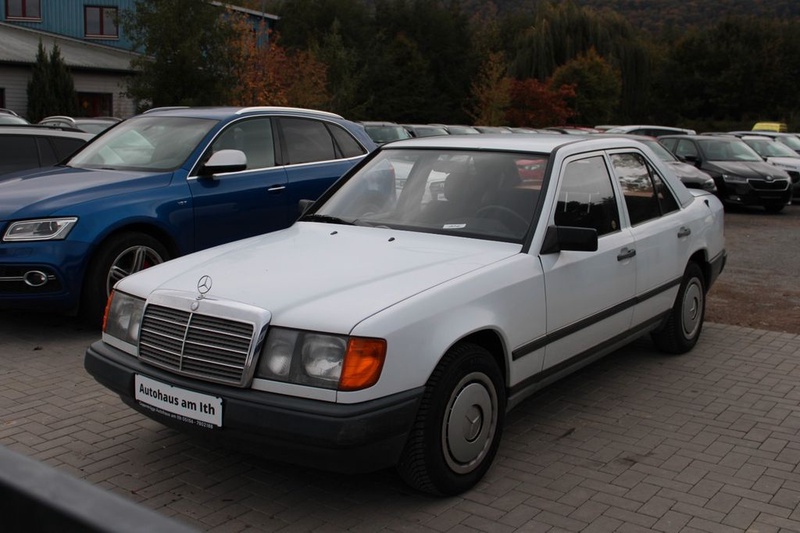 Mercedes-Benz 200