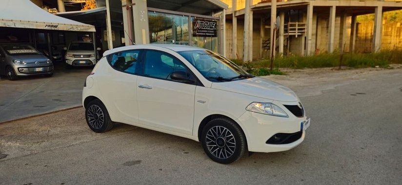 Lancia Ypsilon 2019