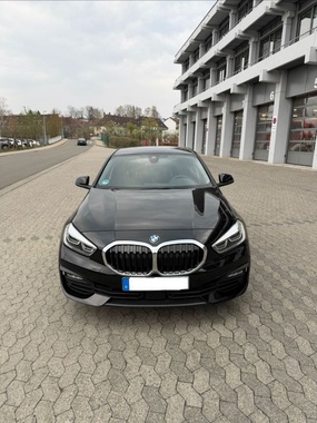 BMW 1 Series 2021