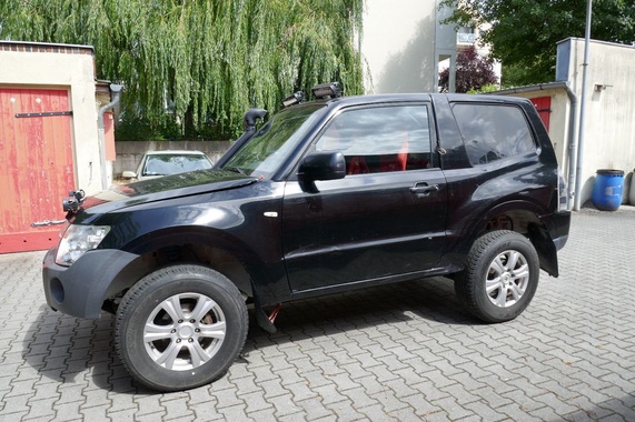 Mitsubishi Pajero 2013
