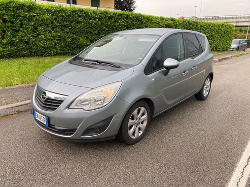 Opel Meriva 2012