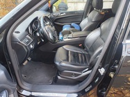 Mercedes-Benz ML-Class 2012