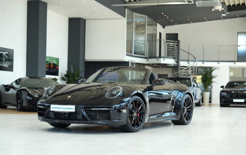 Porsche 992