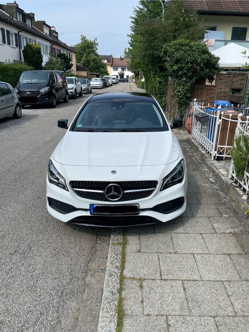 Mercedes-Benz CLA-Class