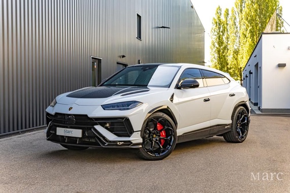 Lamborghini Urus 2024