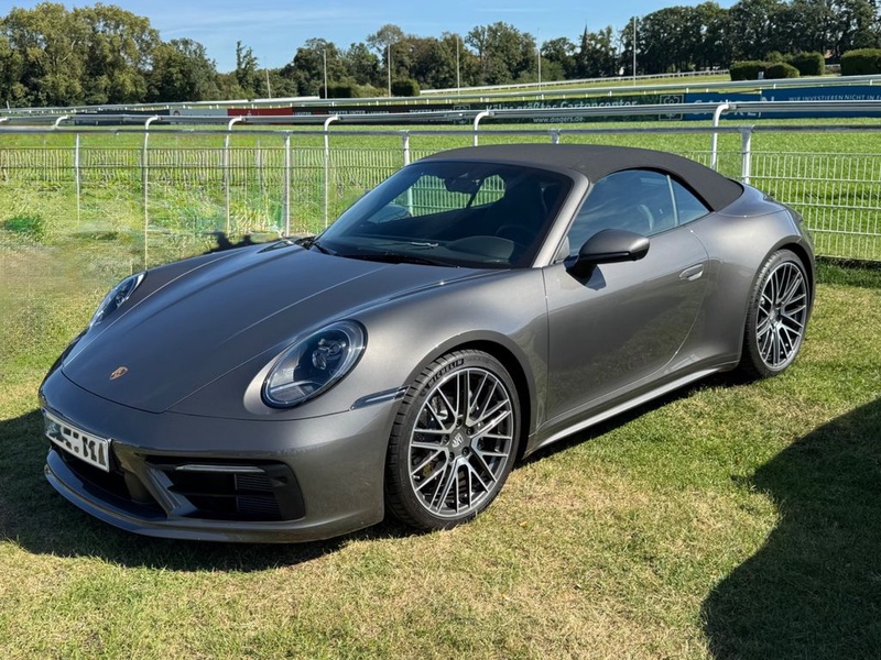 Porsche 992
