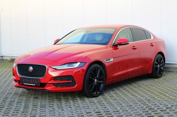 Jaguar XE 2019