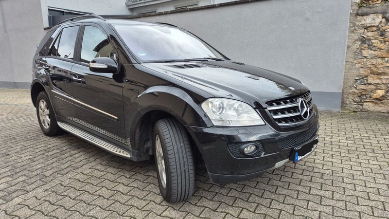 Mercedes-Benz ML-Class