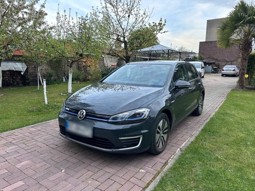 Volkswagen Golf 2021