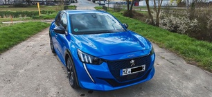 Peugeot 208 2021
