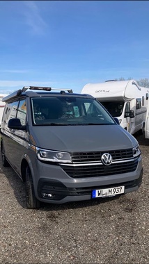 Volkswagen T6 2023