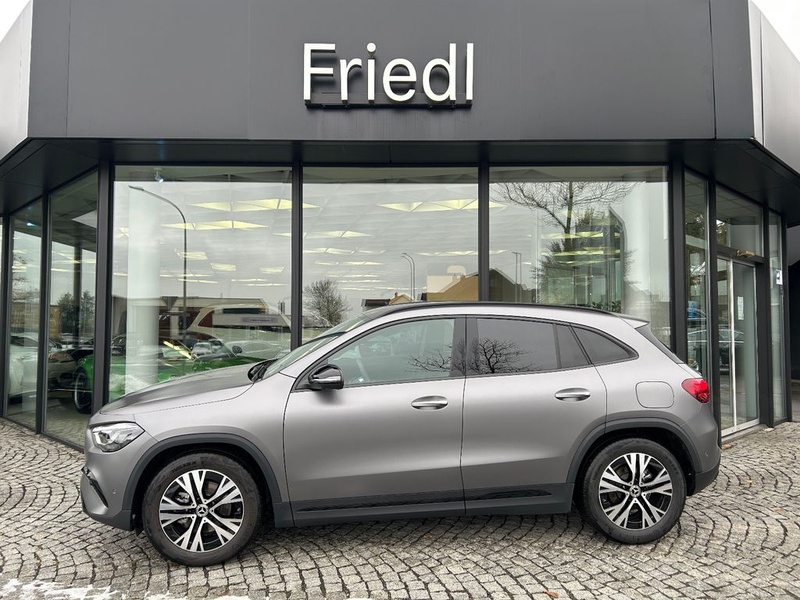 Mercedes-Benz GLA-Class