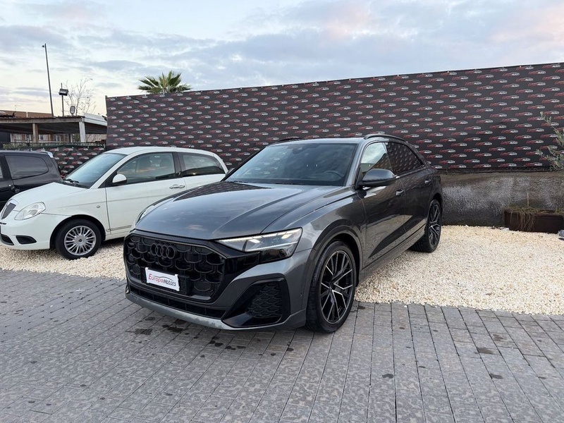 Audi Q8
