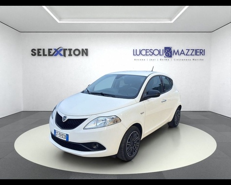 Lancia Ypsilon 2021