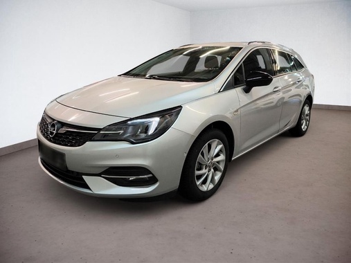 Opel Astra 2022