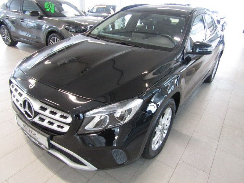 Mercedes-Benz GLA-Class