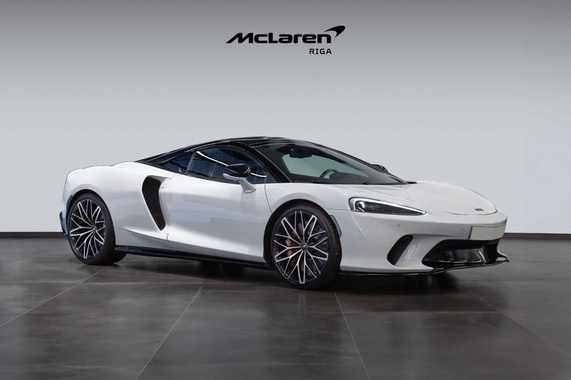 McLaren GT 2023