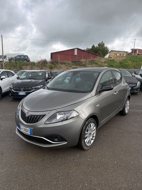 Lancia Ypsilon 2021