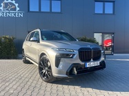 BMW X7 2025