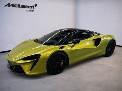 McLaren Artura 2022