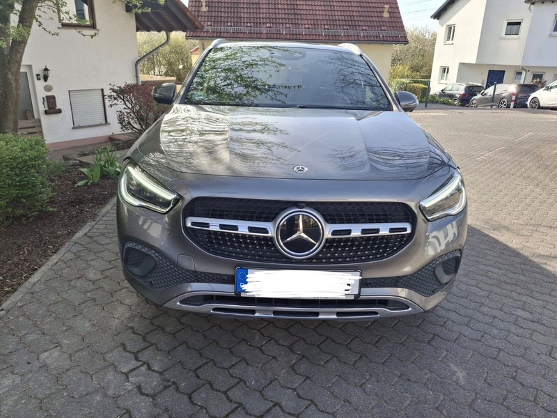 Mercedes-Benz GLA-Class