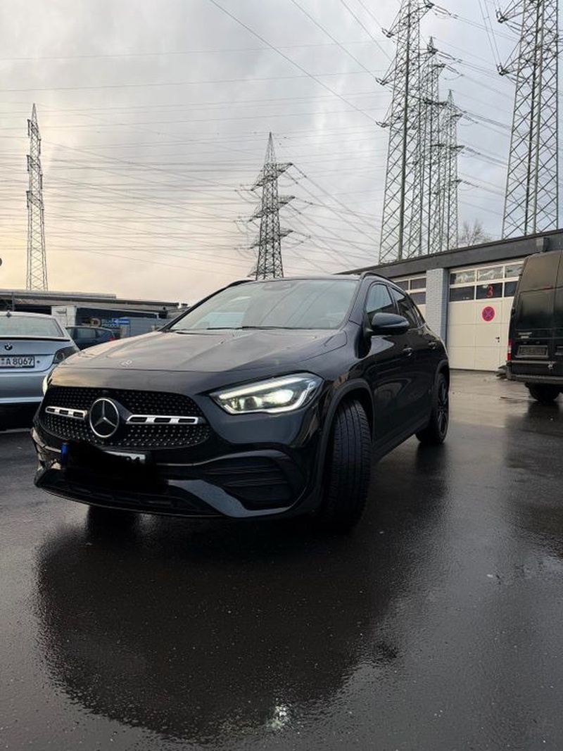 Mercedes-Benz GLA-Class