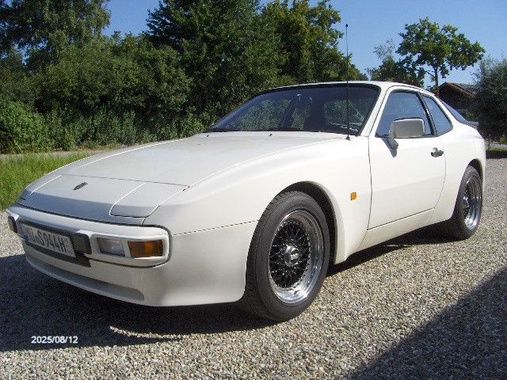 Porsche 944 1984