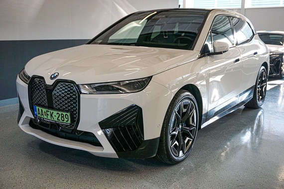 BMW iX 2022