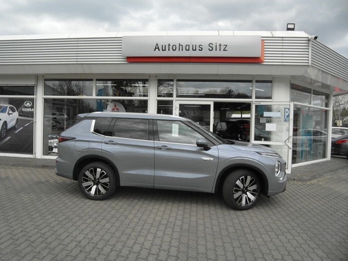 Mitsubishi Outlander 2025