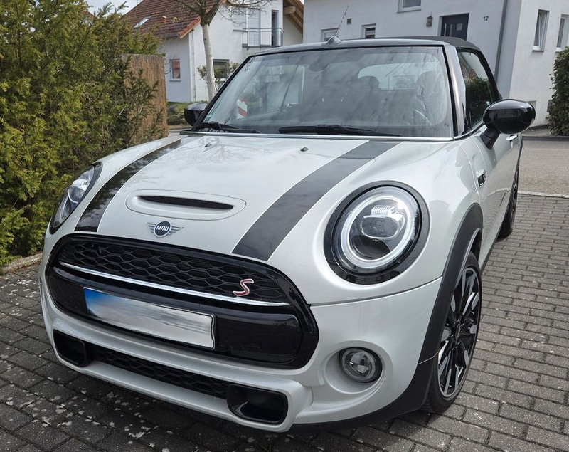 MINI Cabrio