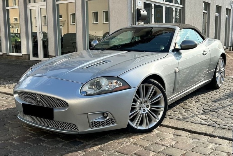 Jaguar XKR