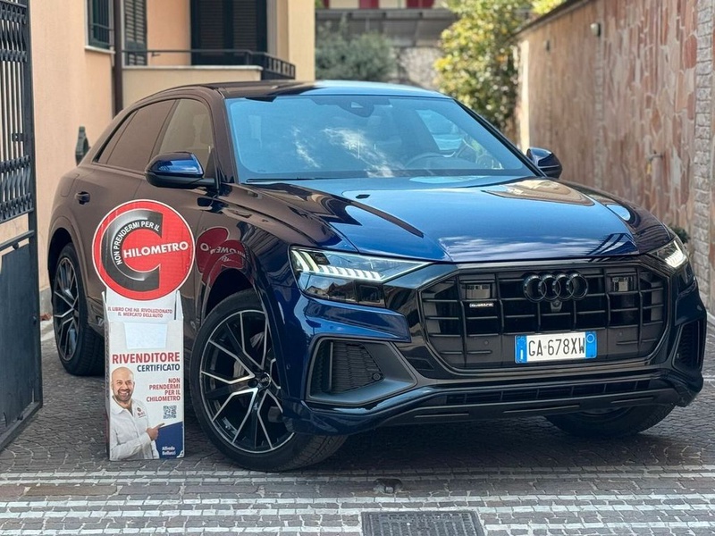 Audi Q8
