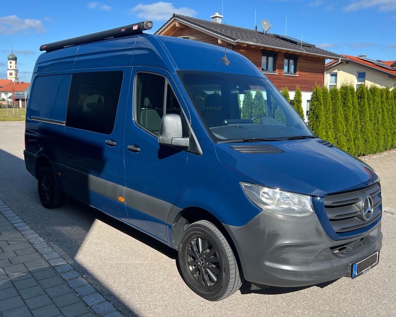 Mercedes-Benz Sprinter