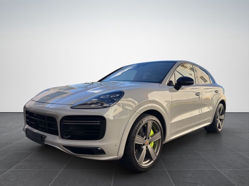 Porsche Cayenne 2021