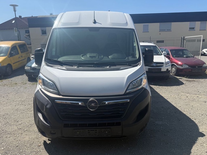 Opel Movano