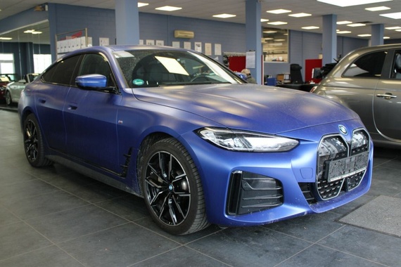 BMW i4 2023