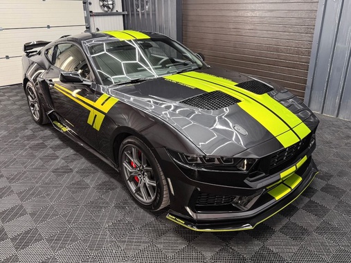 Ford Mustang 2024