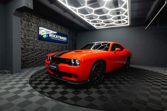 Dodge Challenger 2019