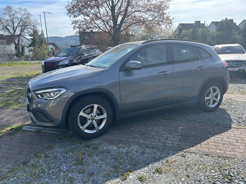 Mercedes-Benz GLA-Class