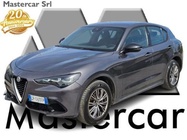 Alfa Romeo Stelvio 2023