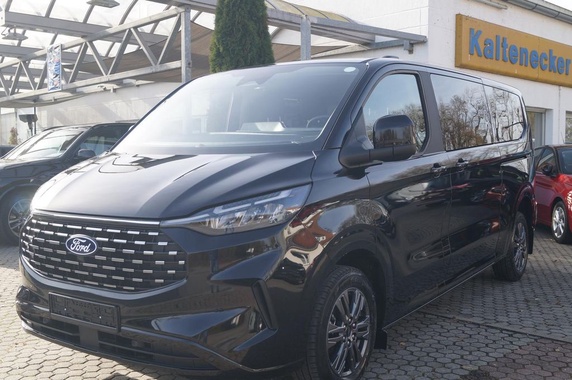 Ford Tourneo Custom 2025