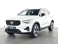 Volvo XC40 2025