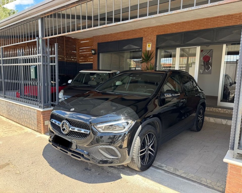 Mercedes-Benz GLA-Class