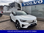 Volvo XC40 2025