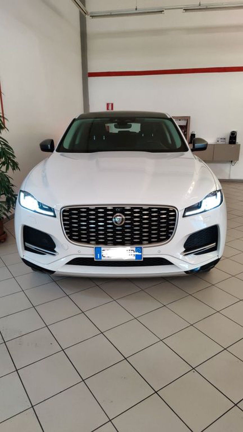 Jaguar F-Pace