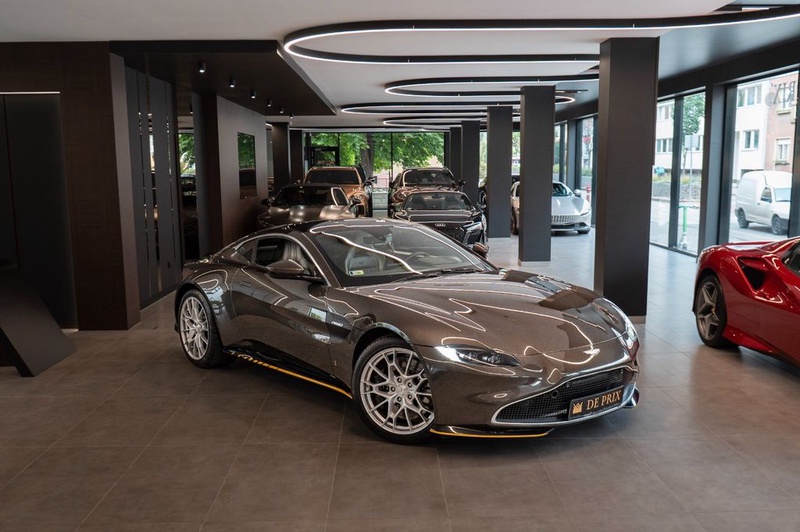 Aston Martin Vantage